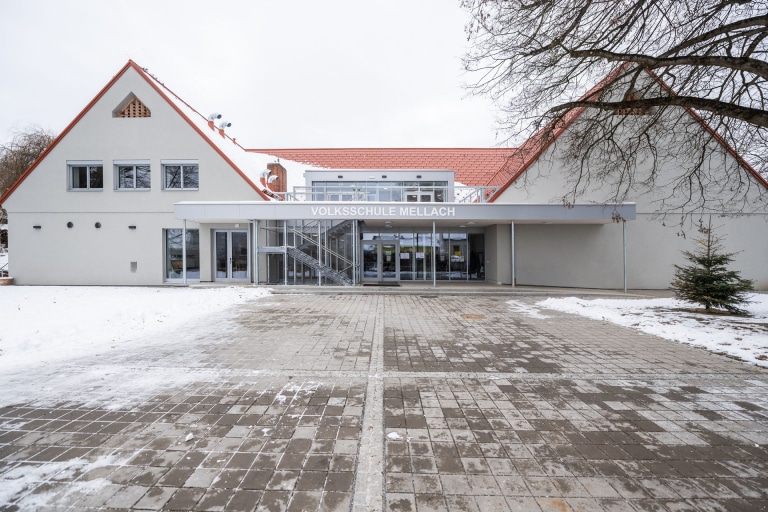Volksschule Mellach-VS-8373, Haupteingang, öffentliches Projekt, ARTiVO Volksschule Mellach-VS-8373, Haupteingang, öffentliches Projekt, ARTiVO